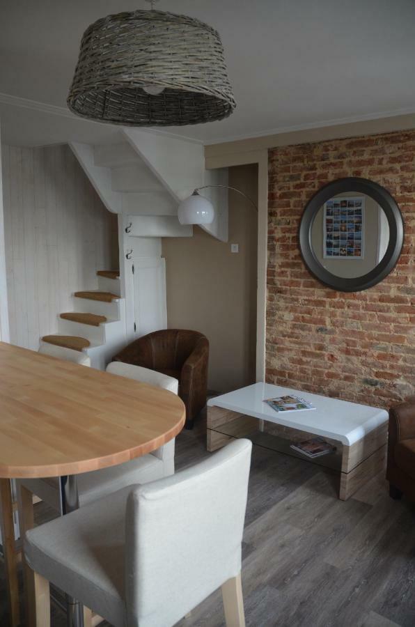 Au 10 Quai Violette Villa แซ็งต์-วาเลรี-ซัวร์-ซอมม์ ภายนอก รูปภาพ